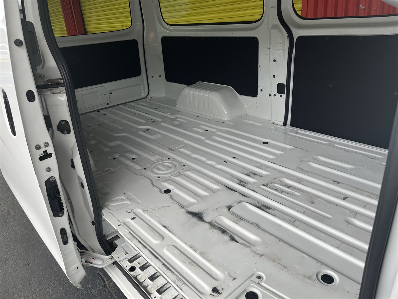 2021 Nissan Nv350