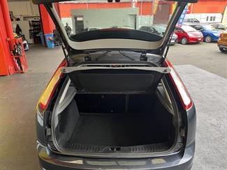 2010 Ford Focus - Thumbnail