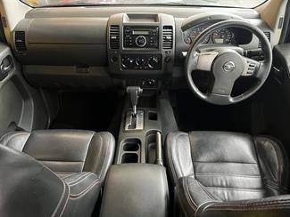 2009 Nissan Navara - Thumbnail
