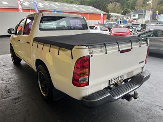 2011 Toyota Hilux - Thumbnail
