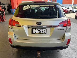 2009 Subaru Legacy - Thumbnail