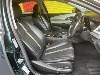 2013 Holden Commodore - Thumbnail