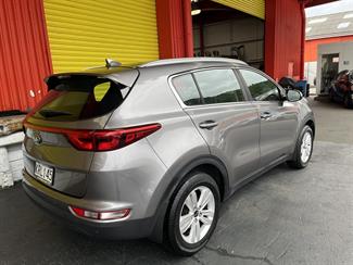 2017 Kia Sportage - Thumbnail