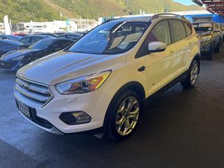 2017 Ford Escape - Thumbnail
