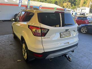 2017 Ford Escape - Thumbnail