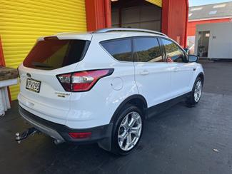 2017 Ford Escape - Thumbnail