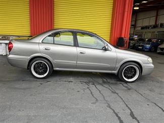 2004 Nissan Bluebird - Thumbnail