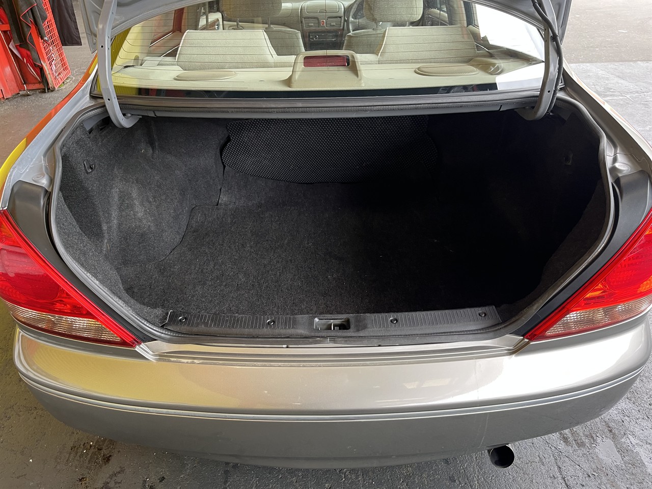 2004 Nissan Bluebird
