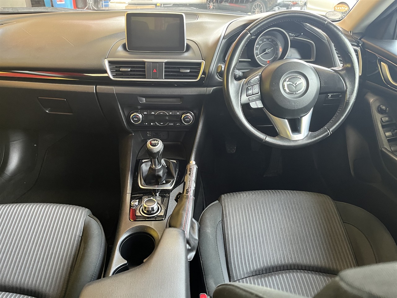 2014 Mazda Axela