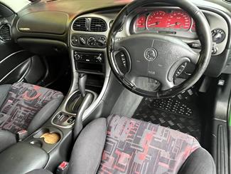 2002 Holden Commodore - Thumbnail