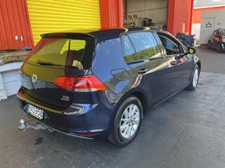 2013 Volkswagen Golf - Thumbnail