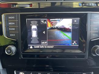 2014 Volkswagen Golf - Thumbnail