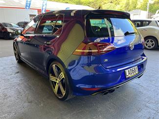2014 Volkswagen Golf - Thumbnail