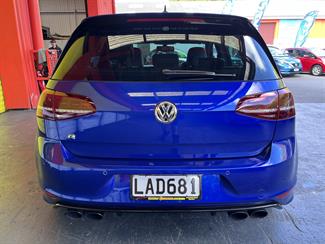 2014 Volkswagen Golf - Thumbnail