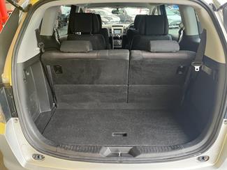 2007 Mazda MPV - Thumbnail