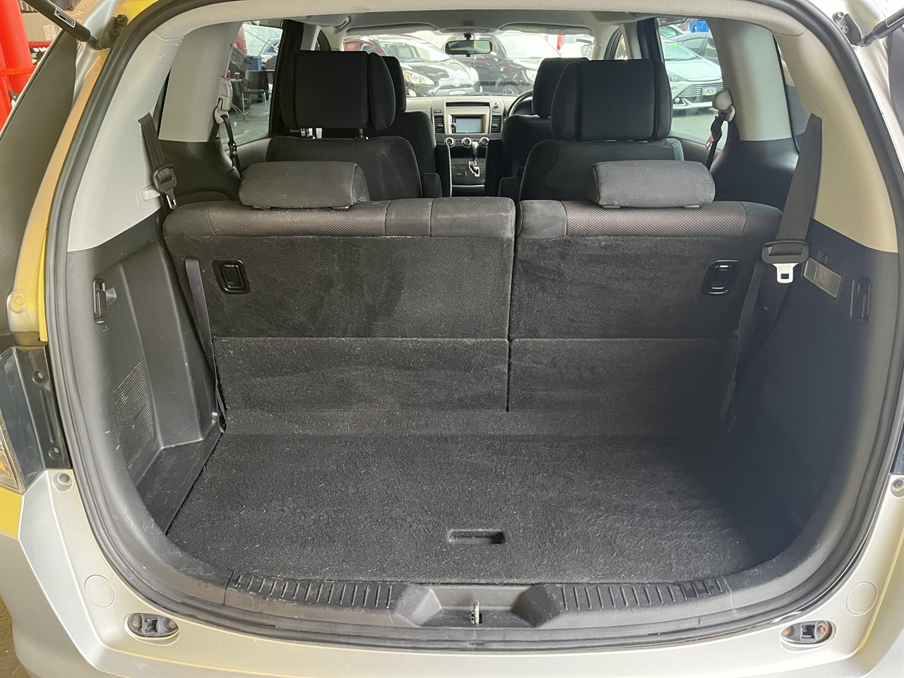 2007 Mazda MPV