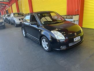 2005 Suzuki Swift - Thumbnail