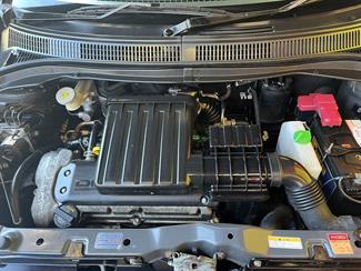 2005 Suzuki Swift - Thumbnail