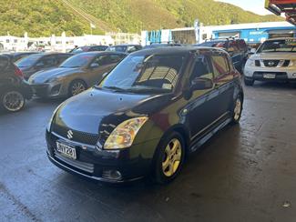 2005 Suzuki Swift - Thumbnail