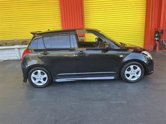 2005 Suzuki Swift - Thumbnail
