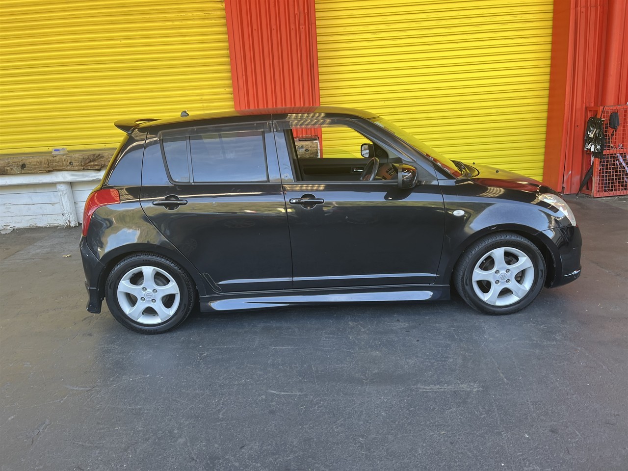 2005 Suzuki Swift