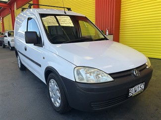 2004 Holden COMBO - Thumbnail