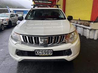 2016 Mitsubishi Triton - Thumbnail