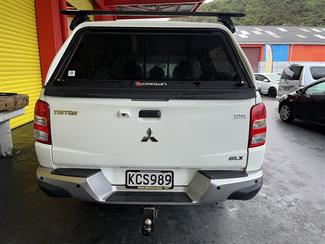 2016 Mitsubishi Triton - Thumbnail