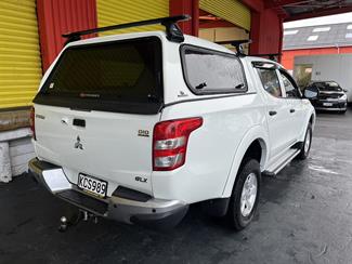 2016 Mitsubishi Triton - Thumbnail