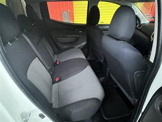 2016 Mitsubishi Triton - Thumbnail