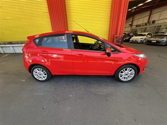 2013 Ford Fiesta - Thumbnail