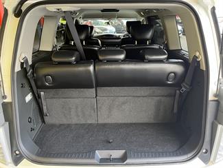 2012 Nissan ELGRAND - Thumbnail