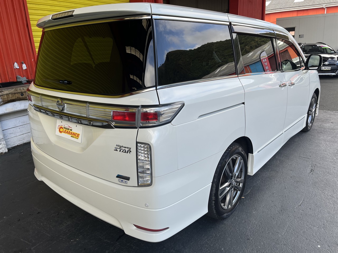 2012 Nissan ELGRAND