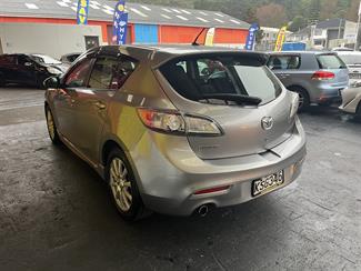 2009 Mazda Axela - Thumbnail