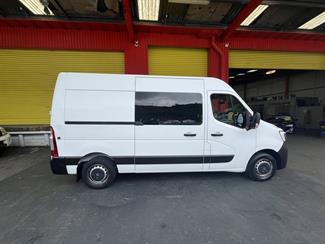 2020 Renault Master - Thumbnail
