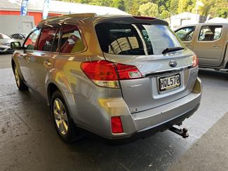 2010 Subaru Legacy - Thumbnail
