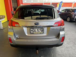 2010 Subaru Legacy - Thumbnail