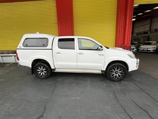 2011 Toyota Hilux - Thumbnail