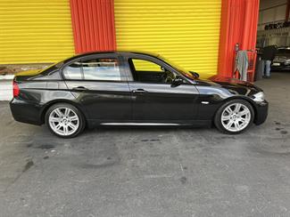 2006 BMW 323I - Thumbnail