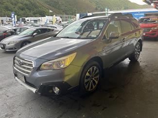 2015 Subaru Outback - Thumbnail