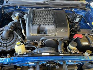 2006 Toyota Hilux - Thumbnail