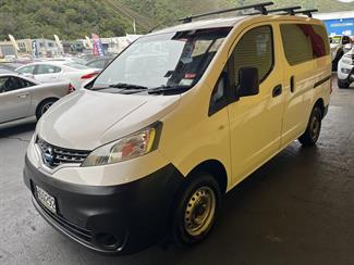 2012 Nissan Nv200 - Thumbnail
