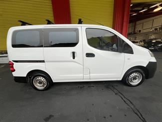 2012 Nissan Nv200 - Thumbnail