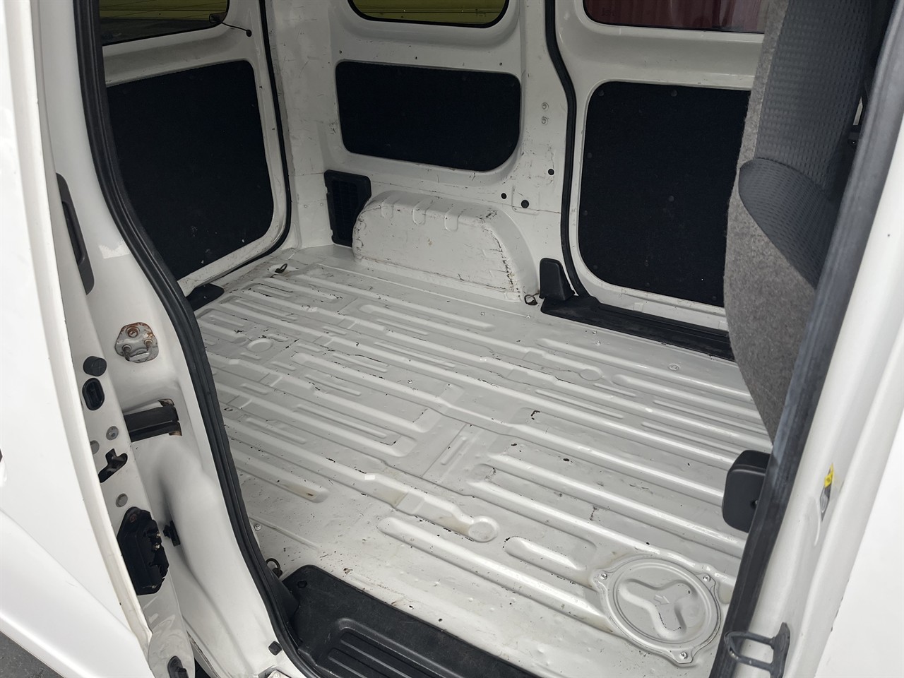 2012 Nissan Nv200