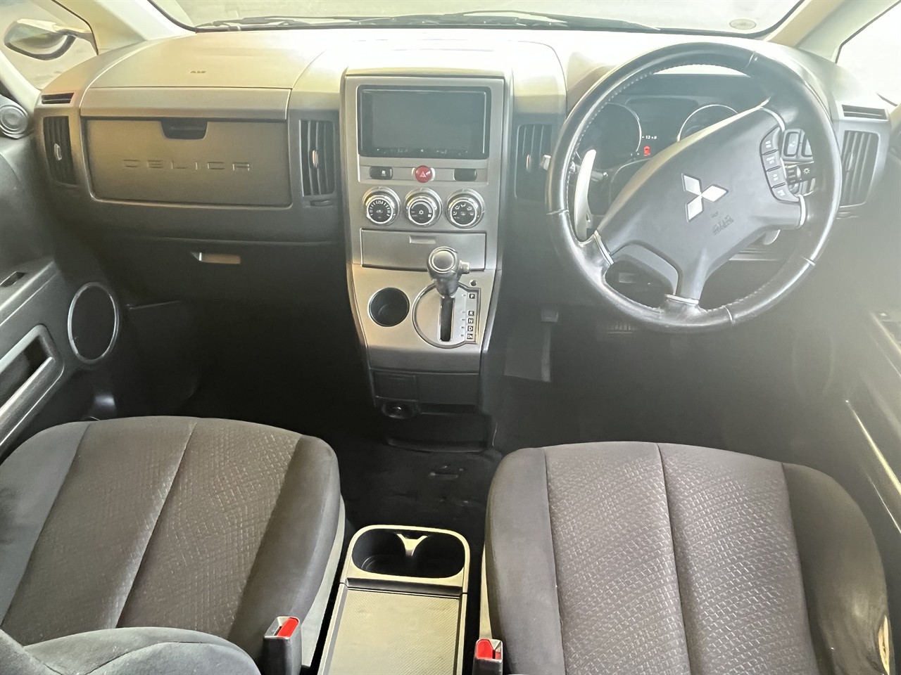 2014 Mitsubishi DELICA