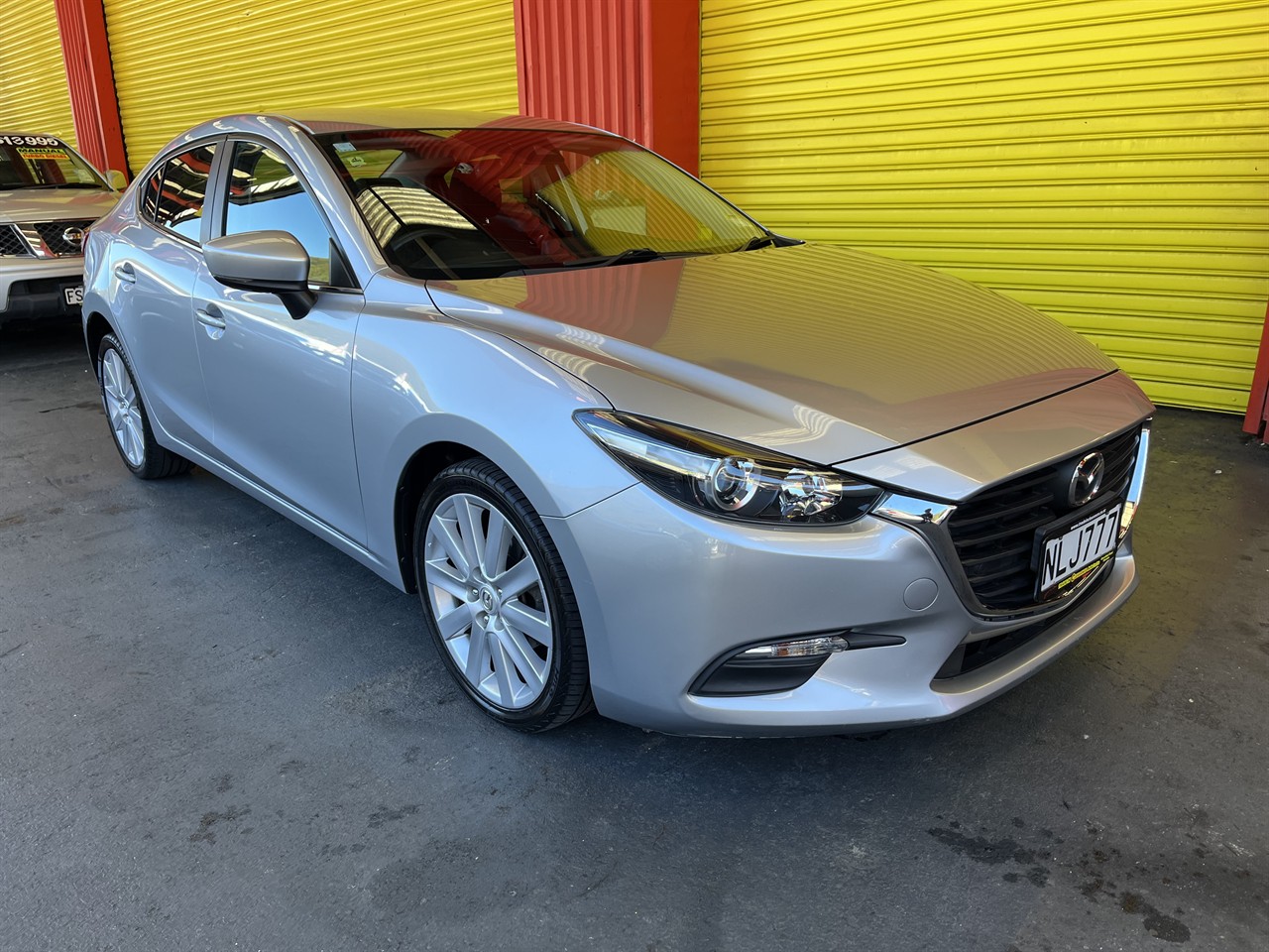 2018 Mazda Axela