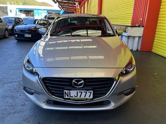 2018 Mazda Axela - Thumbnail