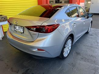 2018 Mazda Axela - Thumbnail