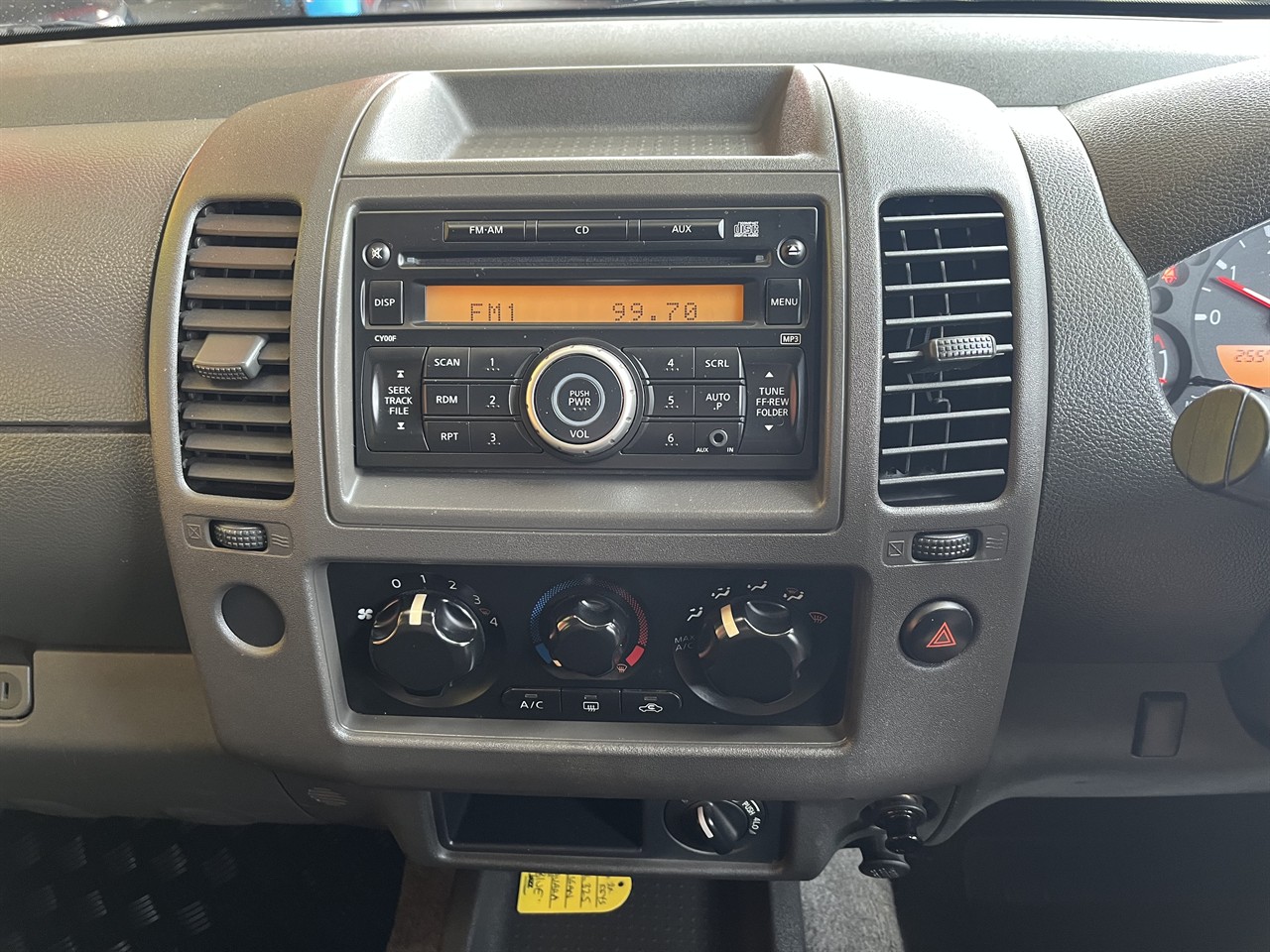 2011 Nissan Navara