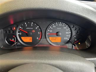 2011 Nissan Navara - Thumbnail
